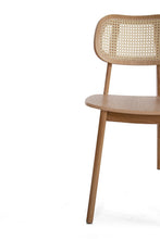 Laden Sie das Bild in den Galerie-Viewer, Oak Nat.Stain Chair