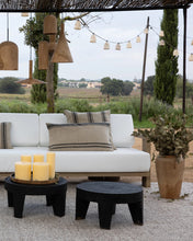 Carica l&#39;immagine nel visualizzatore di Gallery, Outdoor teak 3/4-seater outdoor sofa in white