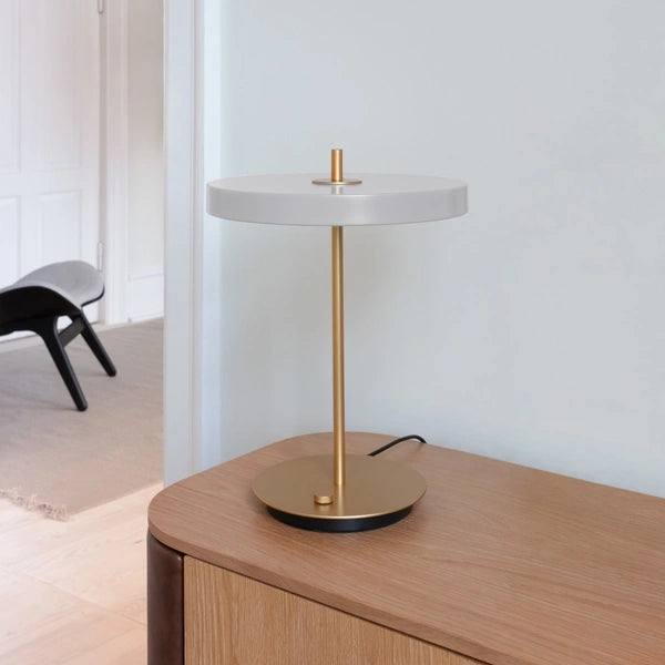 Asteria Table lifestyle photo