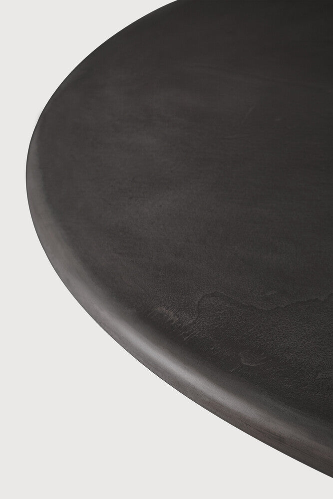 Roller Max outdoor dining table