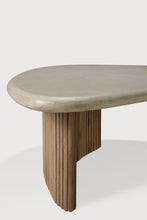Load image into Gallery viewer, Boomerang outdoor coffee table