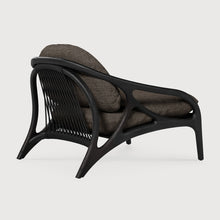 Laden Sie das Bild in den Galerie-Viewer, Vime outdoor lounge chair Dark Brown