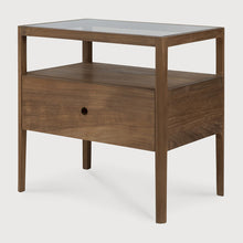 Laden Sie das Bild in den Galerie-Viewer, Spindle bedside table