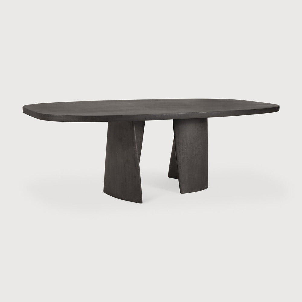 Canyon outdoor dining table