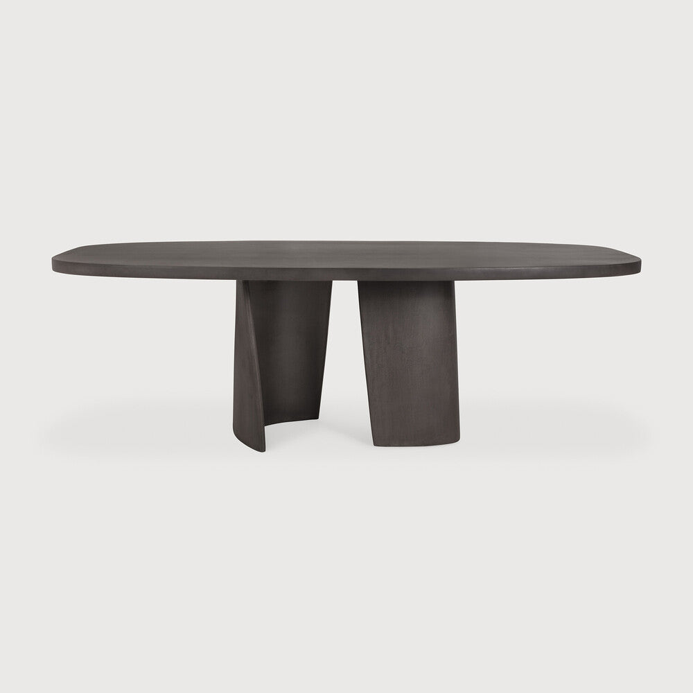 Canyon outdoor dining table