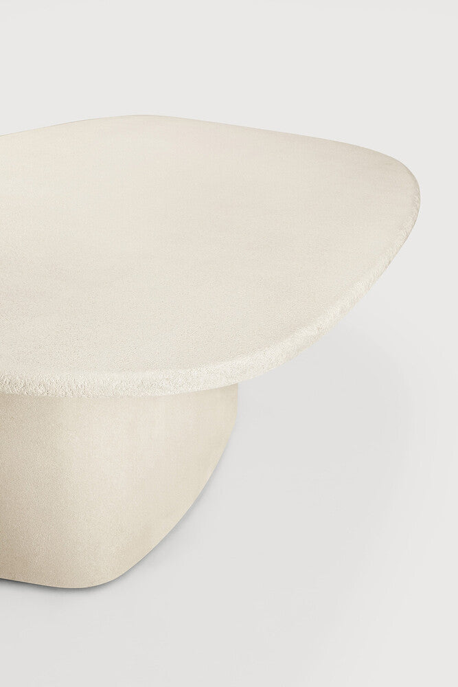 Elements dining table Pebble