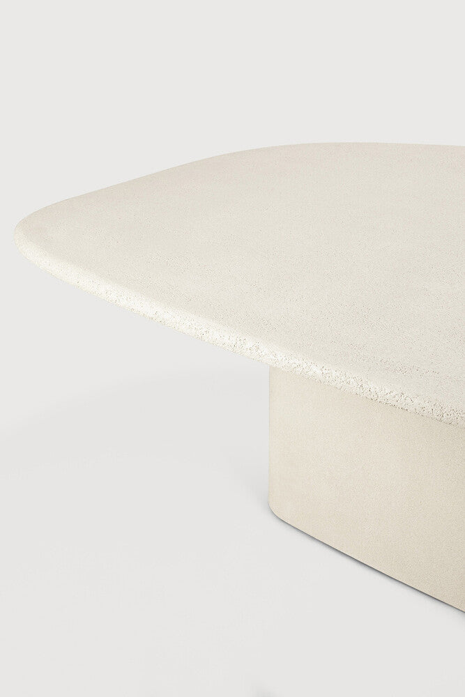 Elements dining table Pebble