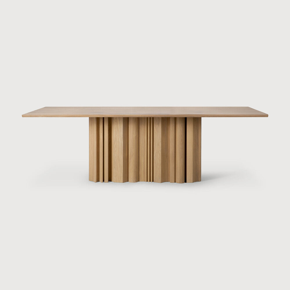 Sequence dining table