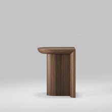 Carica l&#39;immagine nel visualizzatore di Gallery, RE-FORM COFFEE | SIDE TABLES