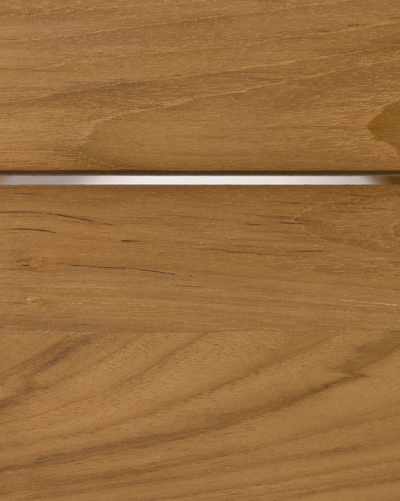 Outdoor dining table square