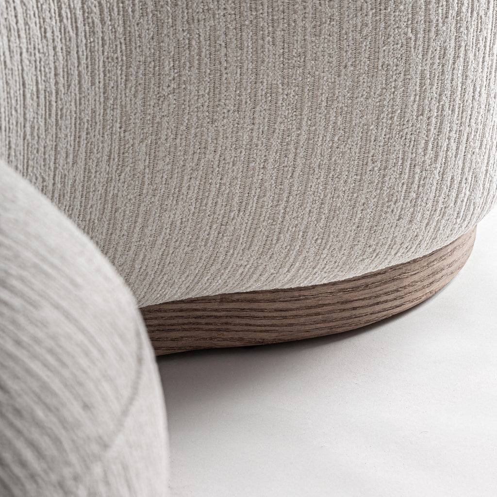 Irregular/curve bench