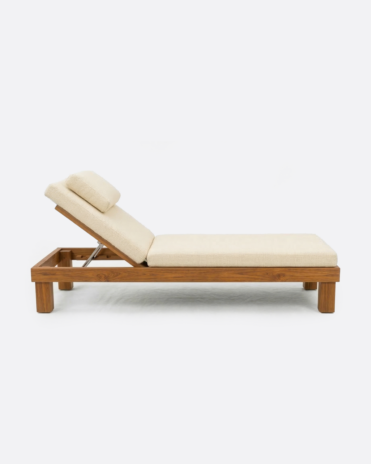 Outdoor sunbed
