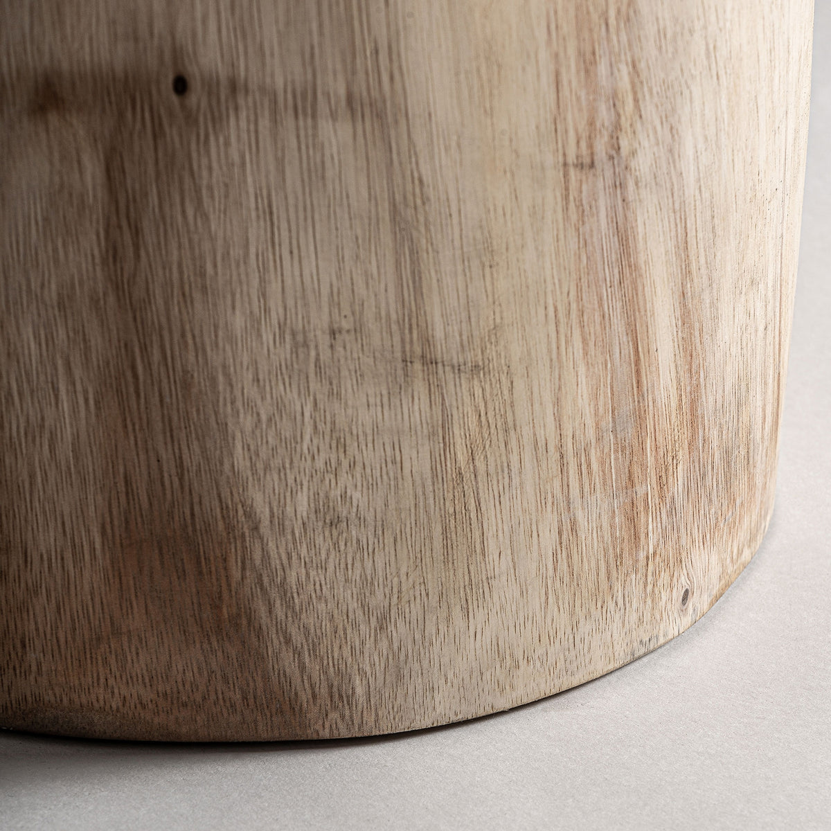 Suar Stool