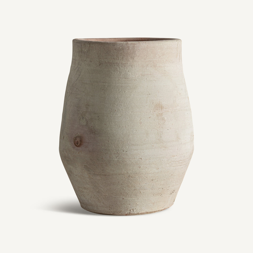 CLAY POT