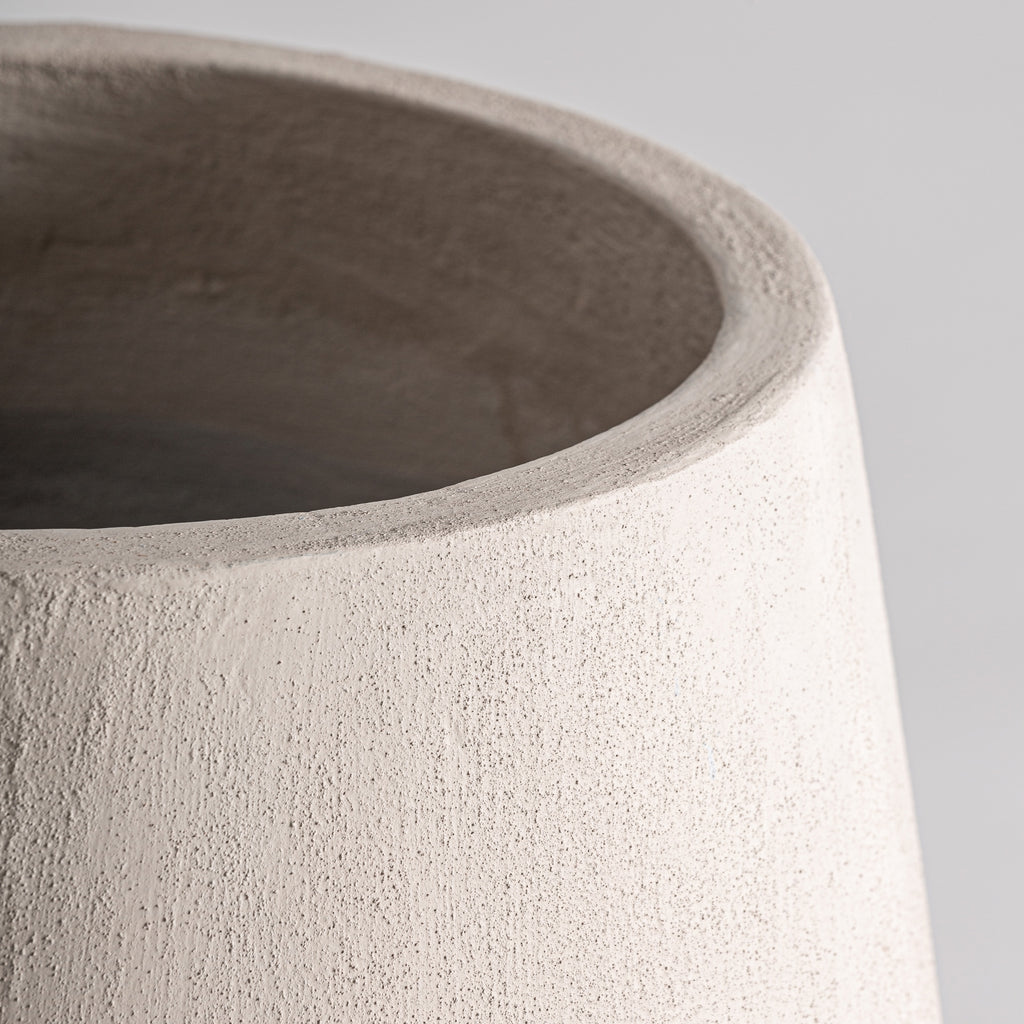 TAUPE CONCRETE VASE
