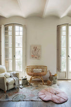 Laden Sie das Bild in den Galerie-Viewer, WASHABLE PLAY RUG BOTANIC FANTASY