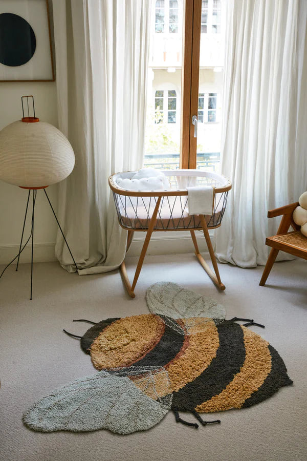 WASHABLE RUG BEE