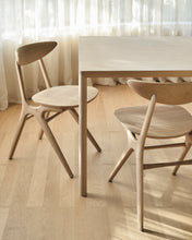 Carica l&#39;immagine nel visualizzatore di Gallery, Eye dining chair by Alain van Havre