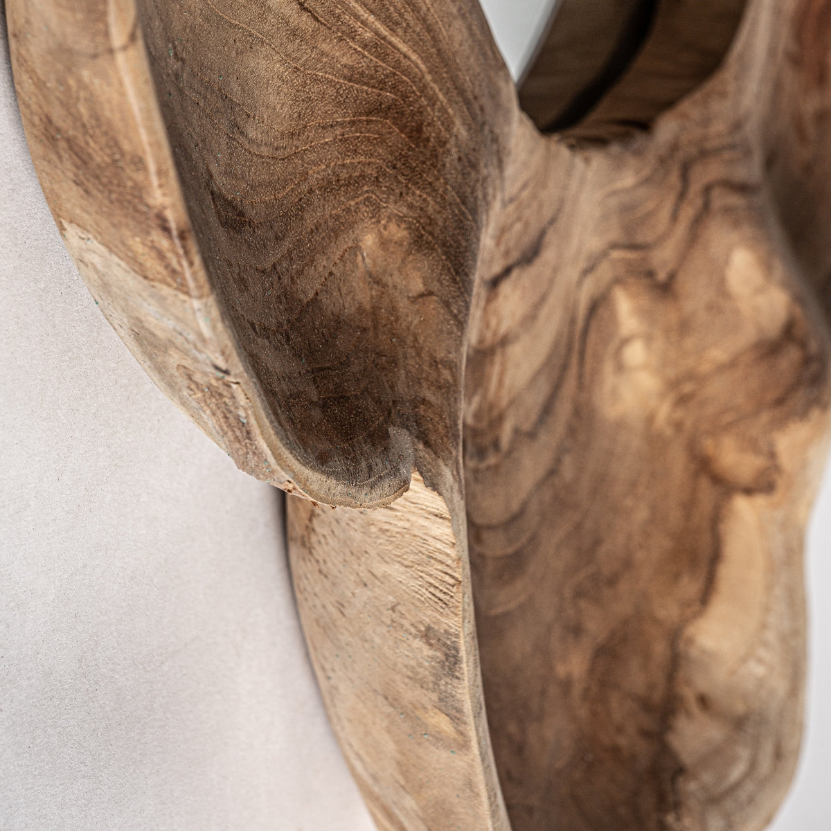 LIVE EDGE MIRROR