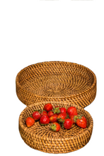 Load image into Gallery viewer, Wicker Round Tray