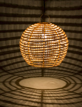 Charger l&#39;image dans la galerie, Hanging lamp shade