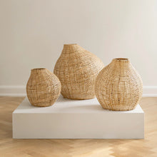 Load image into Gallery viewer, Figura Lampshade | Small