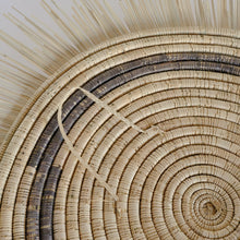 Cargar imagen en el visor de la galería, Sun Circles, Natural, Malawi