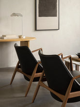 Laden Sie das Bild in den Galerie-Viewer, IB KOFOD-LARSEN The Seal Lounge Chair, Low Back