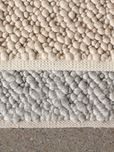 Load image into Gallery viewer, Gravel Rug Ivory