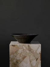 Load image into Gallery viewer, Plinth Cubic