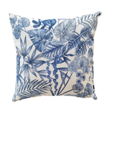 Cargar imagen en el visor de la galería, floral cushion, cushion, cushions, print cushion, decorative cushion, high-end cushions, luxury cushions, outdoor cushions, luxury cushion