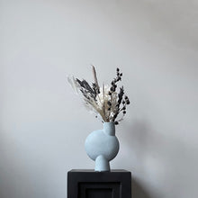 Charger l&#39;image dans la galerie, Sphere Vase Bubl, Medio - Ice Blue