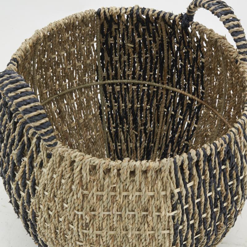 Ball baskets in natural and black rush