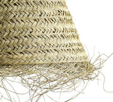 Charger l&#39;image dans la galerie, LAMP SHADE IN WOVEN PALMLEAVES