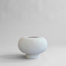 Load image into Gallery viewer, Kabin Vase Fat - Bone White