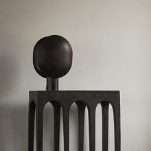 Cargar imagen en el visor de la galería, Clam Table Lamp - Burned Black