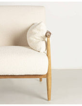 Carica l&#39;immagine nel visualizzatore di Gallery, Oak armchair with Bouclé Fabric