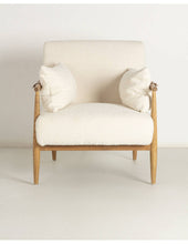 Cargar imagen en el visor de la galería, Oak armchair with Bouclé Fabric