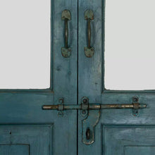 Carica l&#39;immagine nel visualizzatore di Gallery, Antique door
