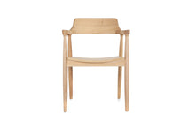 Laden Sie das Bild in den Galerie-Viewer, Crete Ash wood dining chair