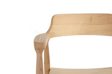 Charger l&#39;image dans la galerie, Crete Ash wood dining chair