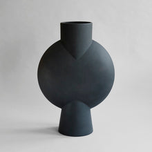 Laden Sie das Bild in den Galerie-Viewer, Sphere Vase Giant, Coffee