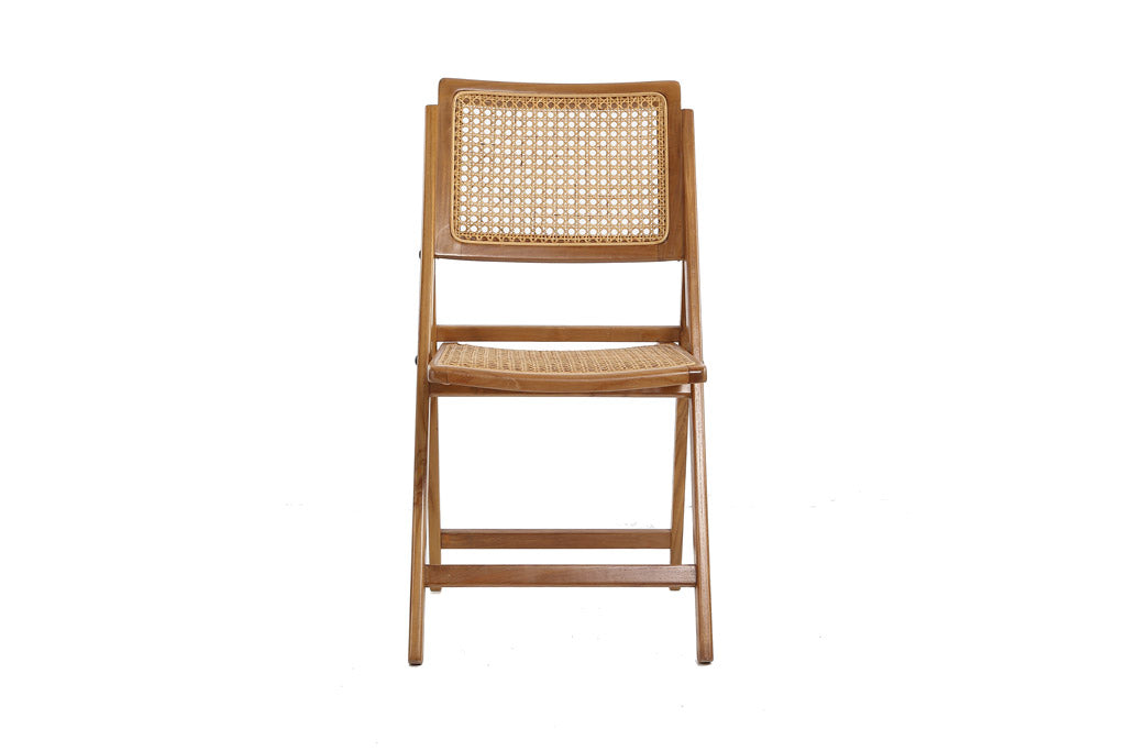 Foldable teak and rattan chair