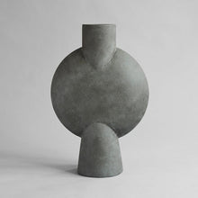 Laden Sie das Bild in den Galerie-Viewer, Sphere Vase Bubl, Hexa - Dark Grey