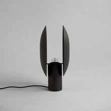Load image into Gallery viewer, Clam Table Lamp - Burned Black