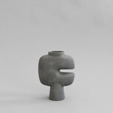 Load image into Gallery viewer, Tribal Vase, Medio - Dark Grey