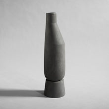 Cargar imagen en el visor de la galería, Sphere Vase Tall - Dark Grey